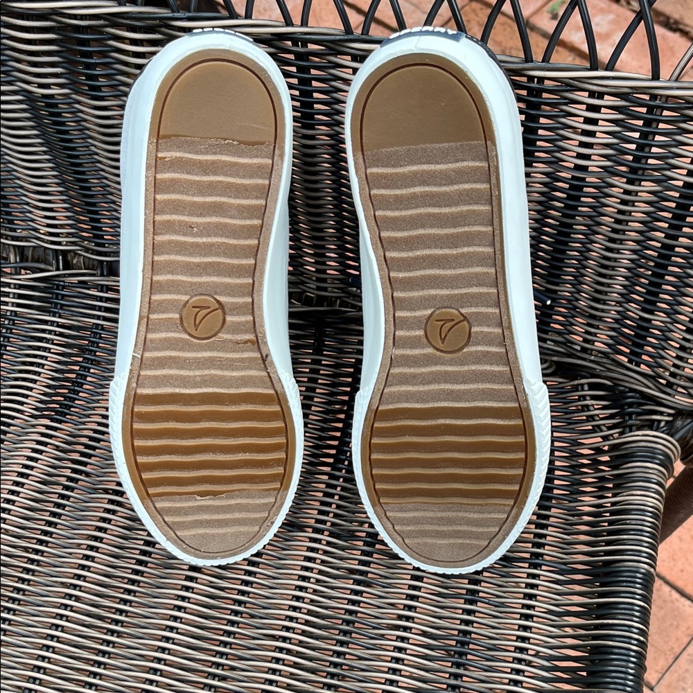 NWT Sperry Gray Topsider Sneaker - Picture 3 of 6
